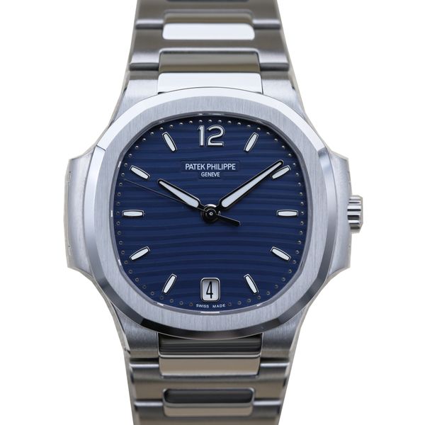 Patek Philippe Nautilus 7118/1A-001